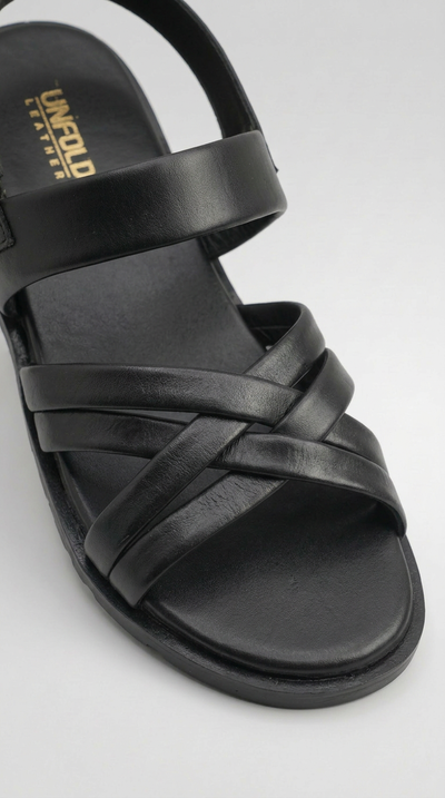Unifold NeroCross Sandal