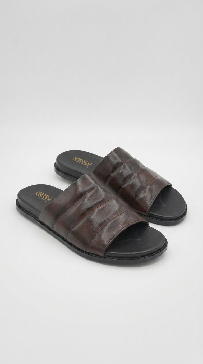 Unifold Courtland Leather Chappal